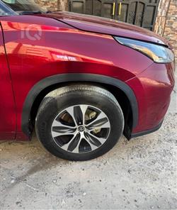 تۆیۆتا هایلاندەر